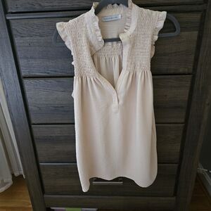 Cute Rayon Women's Cream Sleeveless Top